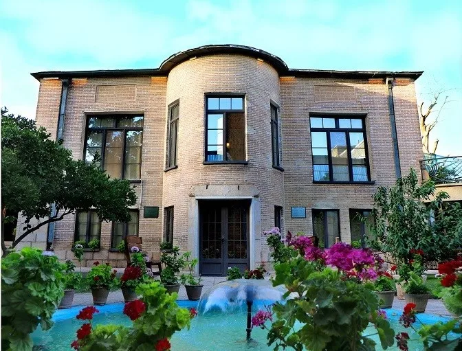 خانه باغ شیراز